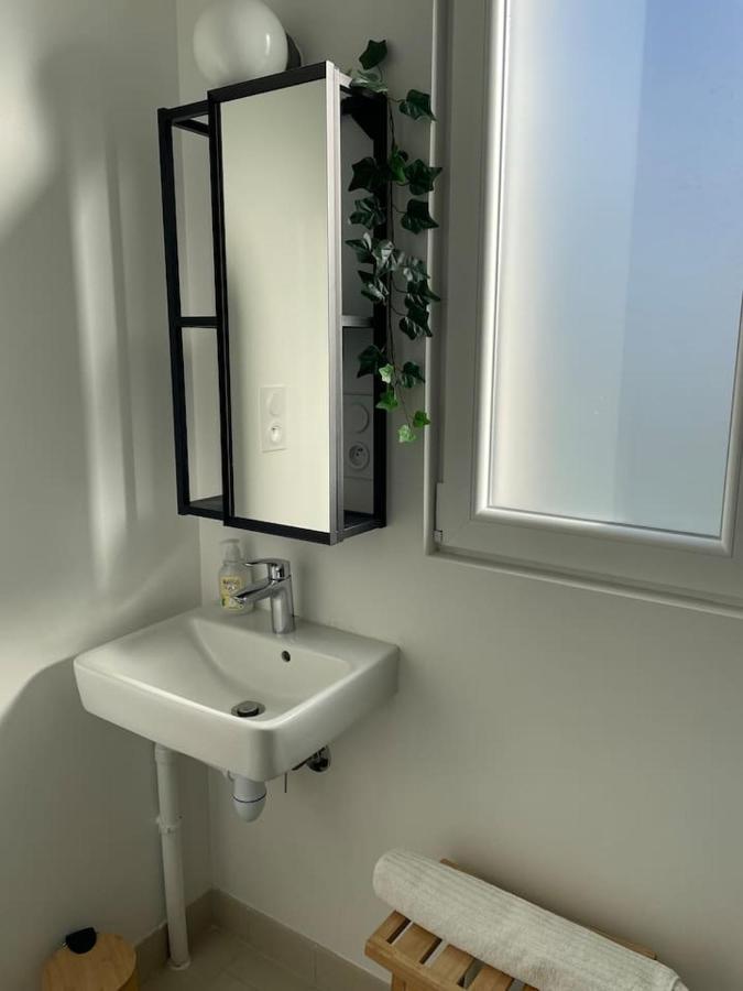Charmant Studio Avec Parking - Confort Moderne Bourges Exteriör bild